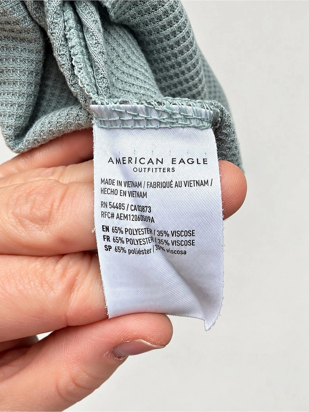 American Eagle XS Sage Green Waffle Knit Cropped Henley Top - Picture 4 of 5